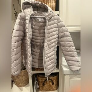Calvin Klein cream women’s Puffer Jacket size M‎